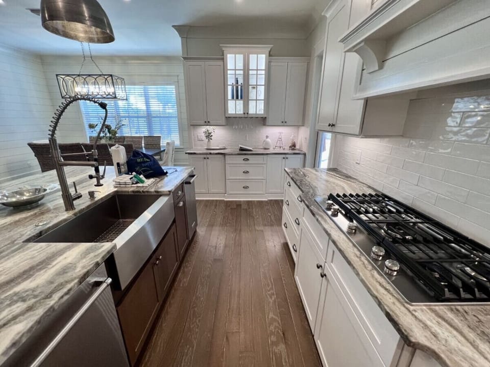 Large Kitchen