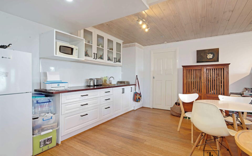 Kitchennette - Downstairs