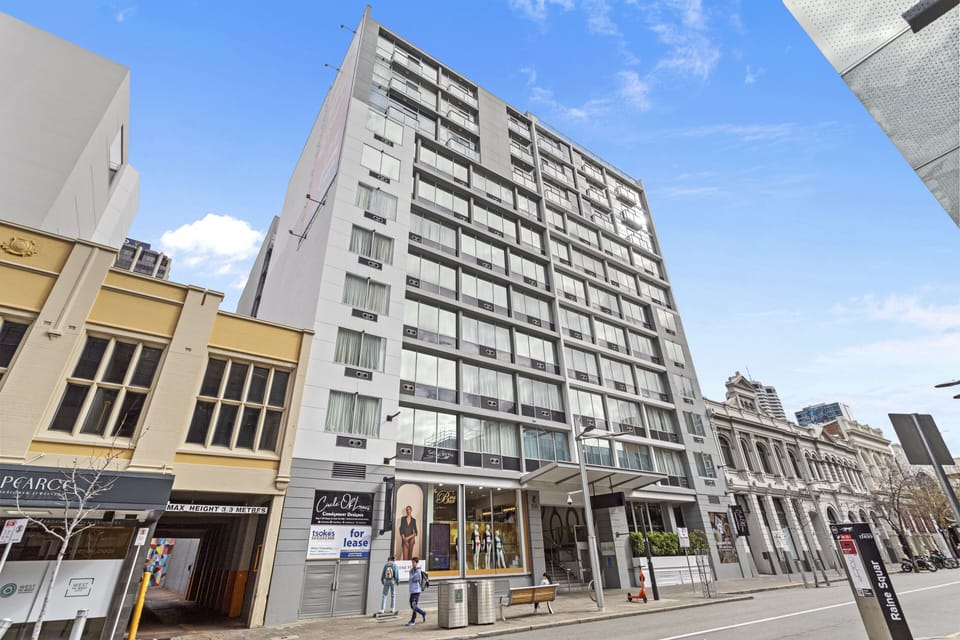 Murray Street prime location 
