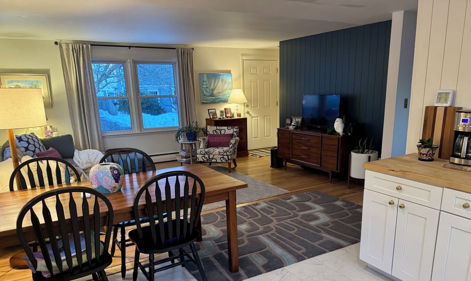 Open concept - living and dining room