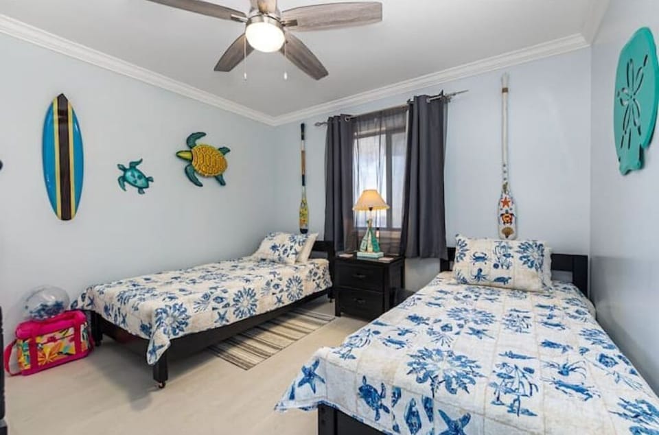 Guest bedroom ideal for kids but suitable for adults. 