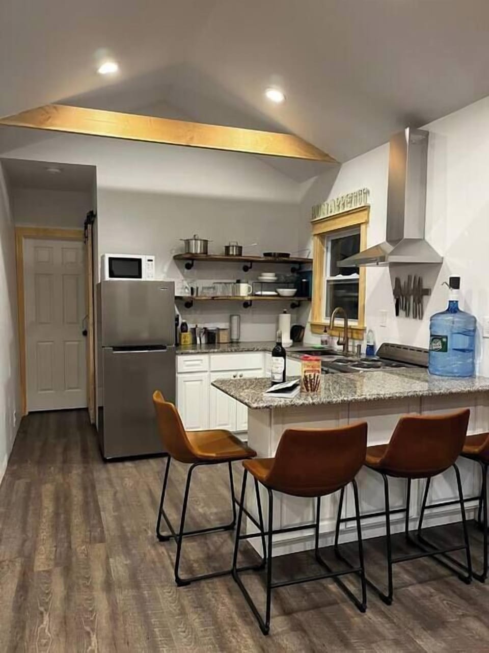 Modern kitchen
