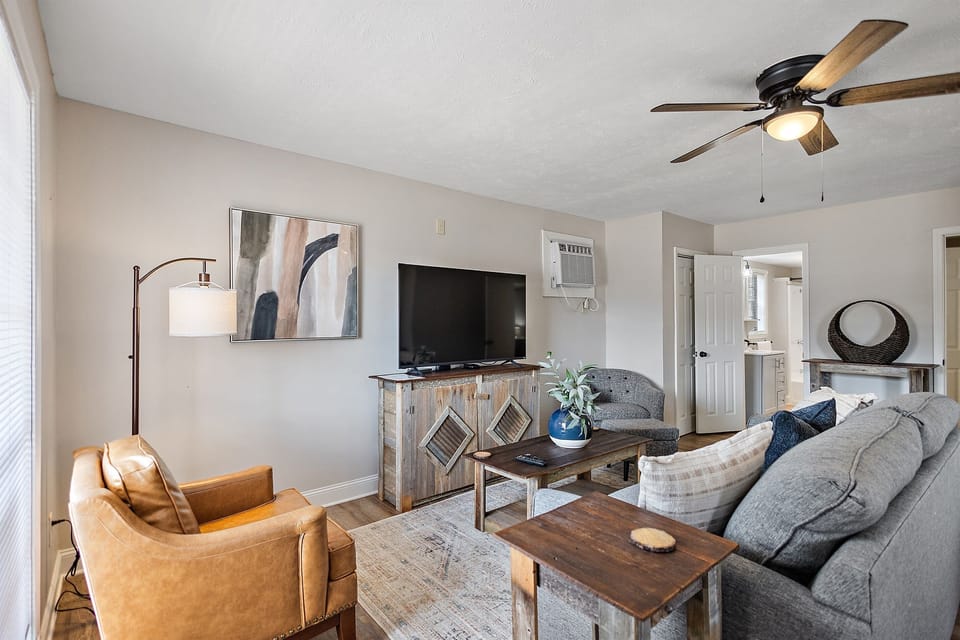 Living Room - Queen Sleeper