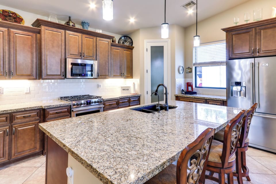 Kitchen | Coffee Maker | Dishwasher | Spices | Toaster