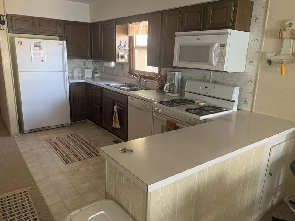 Fully equipped kitchen