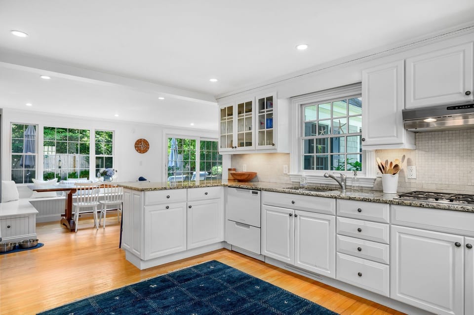 Gas stove and stainless steal appliances