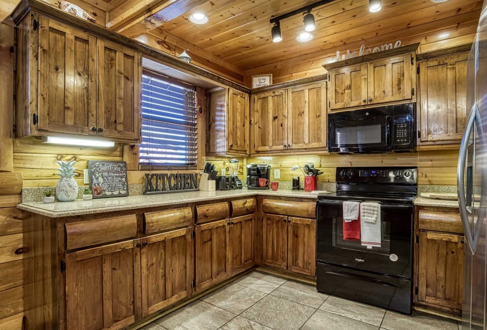 Rustic charm meets modern convenience for culinary adventures!