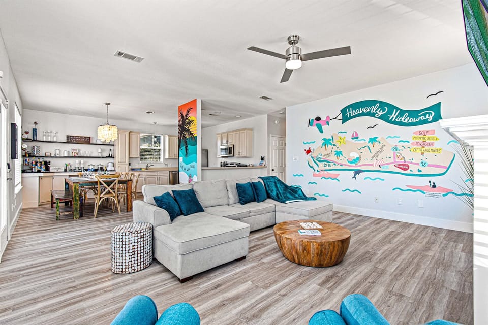 [Kitchen/Living room] Open concept kitchen-living room with seating for everyone