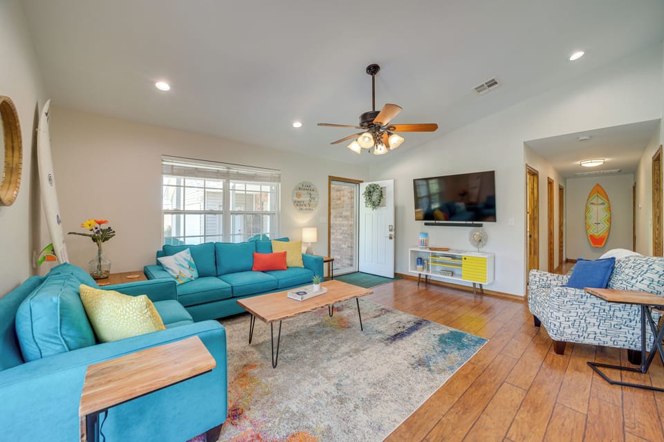 Eufaula Vacation Rental | 1,700 Sq Ft | 4BR | 2BA | 2 Steps Required