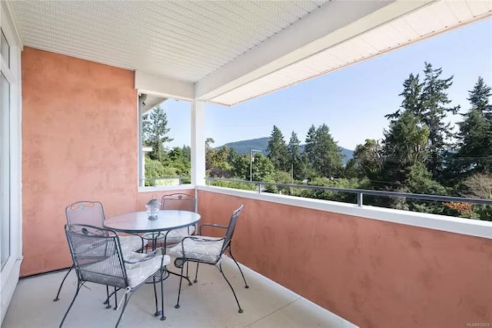 Covered terrace