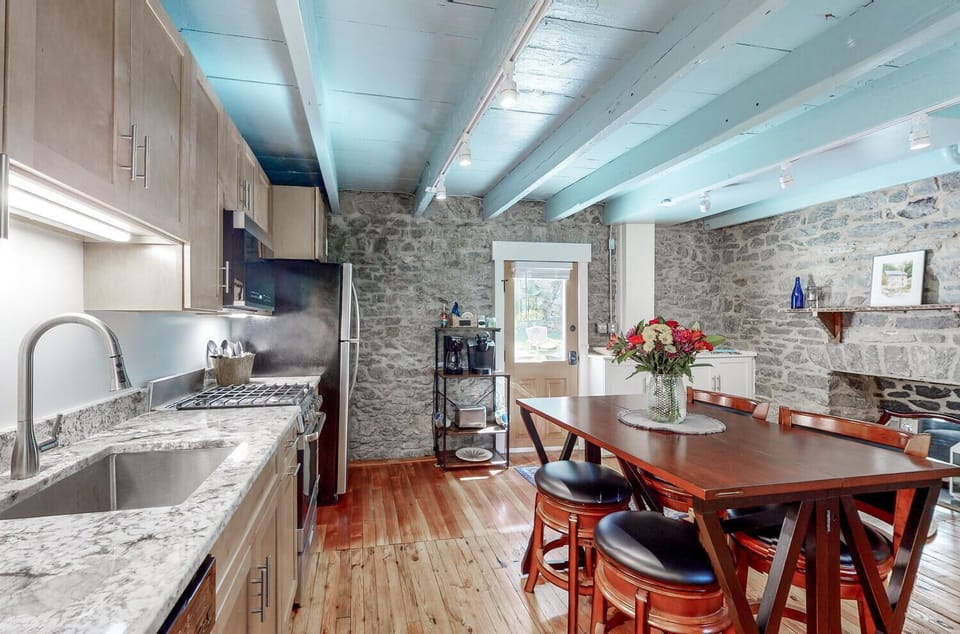 Granite countertops appropriate for Granite Hill. 