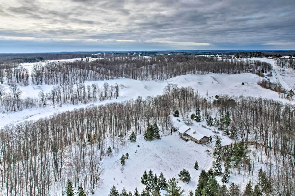 The property is conveniently located near Treetops and Otsego ski resorts.