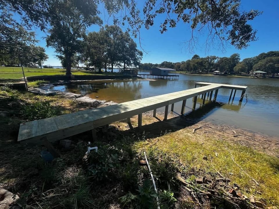 Dock