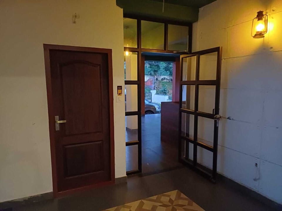 Second Entrance 