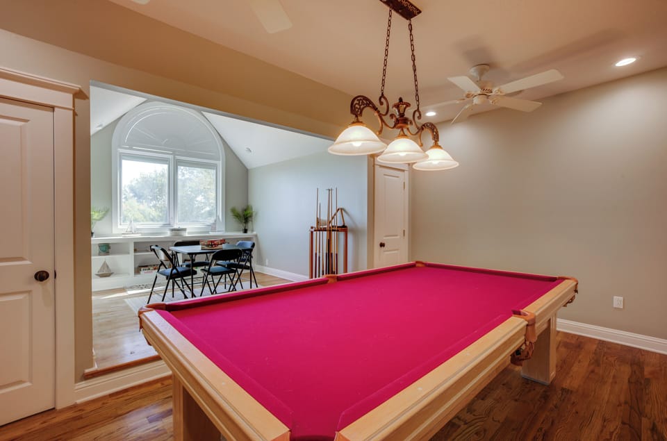 Game Room | Pool Table | Board Games