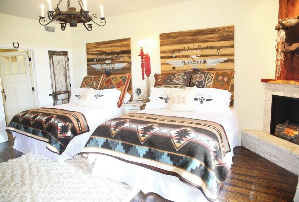 d2ac2c5a-d706-4ba8-ab0d-8775685a201