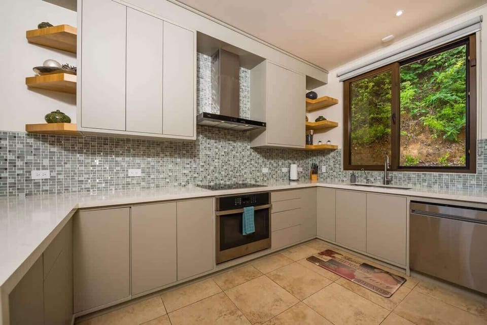 new kitchen 1
