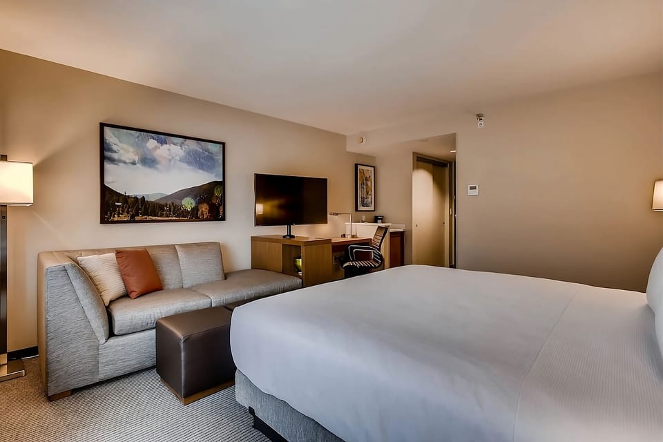 Comfortable Unit with 1 King bed