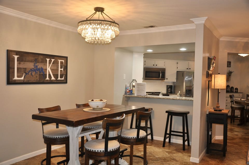 Dining Area and Bar Stools