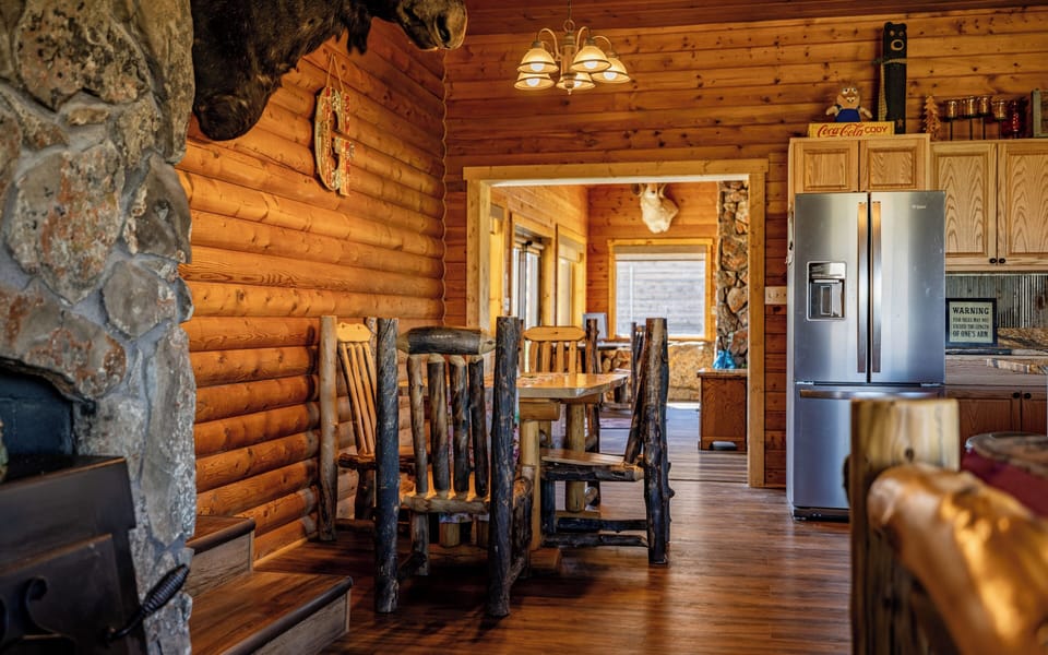 Cozy dining room