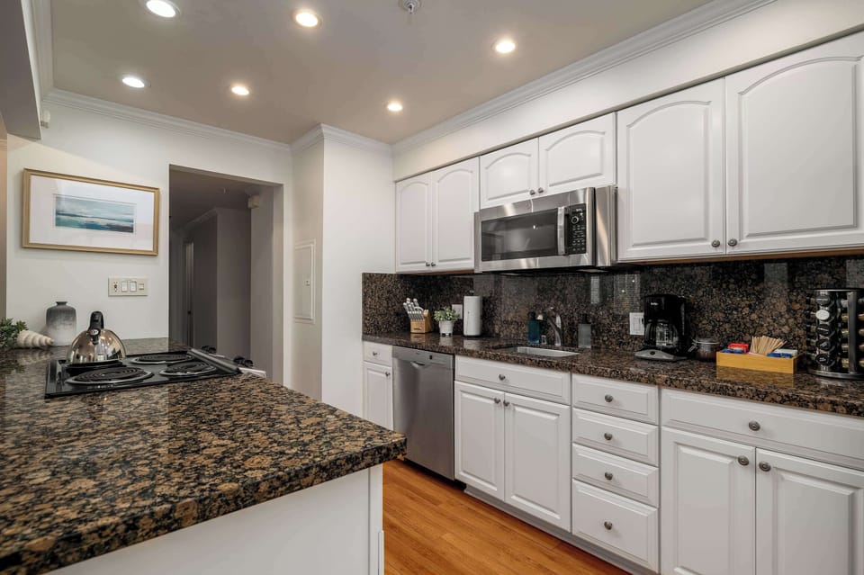 Fully equipped kitchen