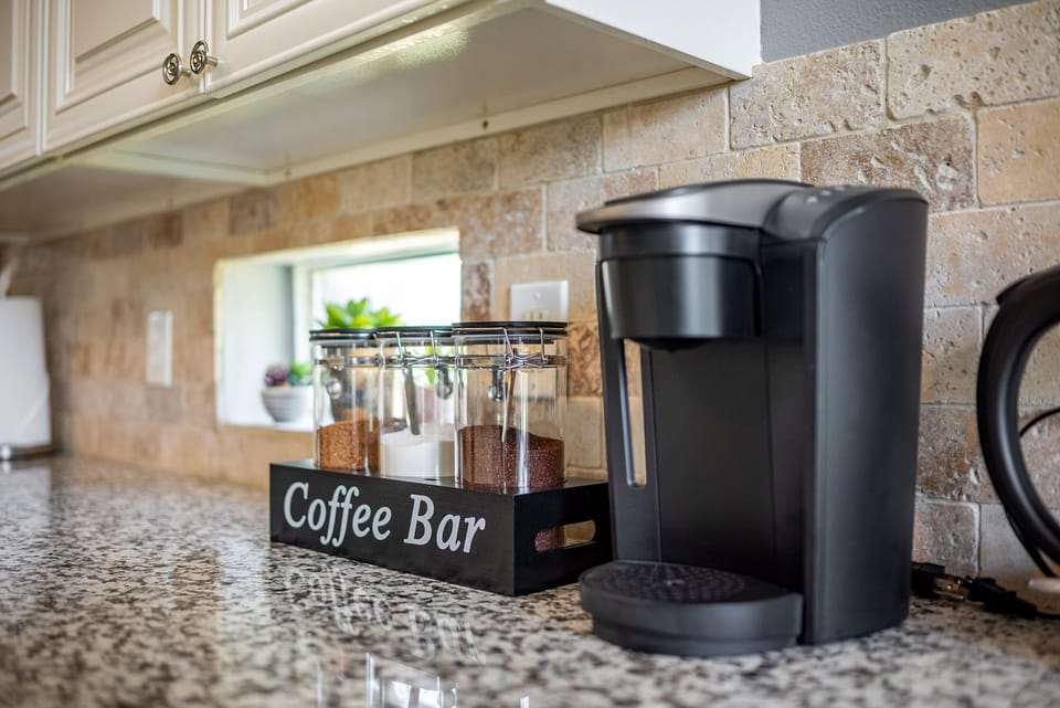 Want some coffee? We have coffee maker for you., with grinded coffee or pods.