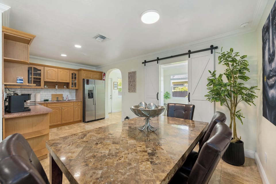 Our fully equipped kitchen and our dinning.