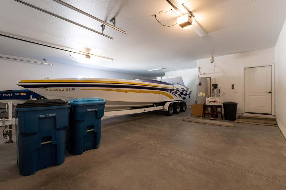 Single car garage parking spot!