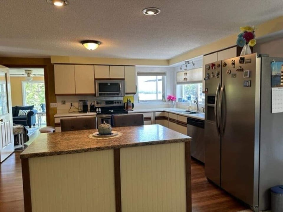 Kitchen--