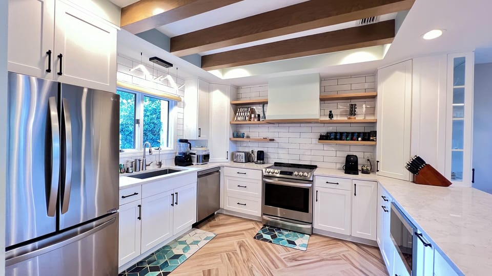 Kitchen fully equipped 