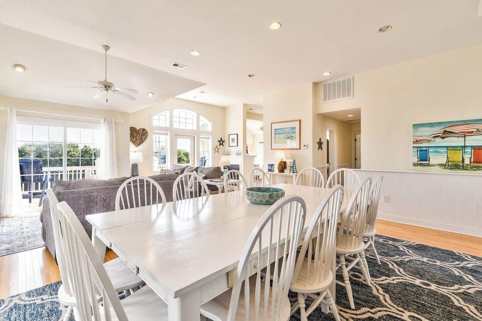 Top-Level Dining Room with Table (seats 12)