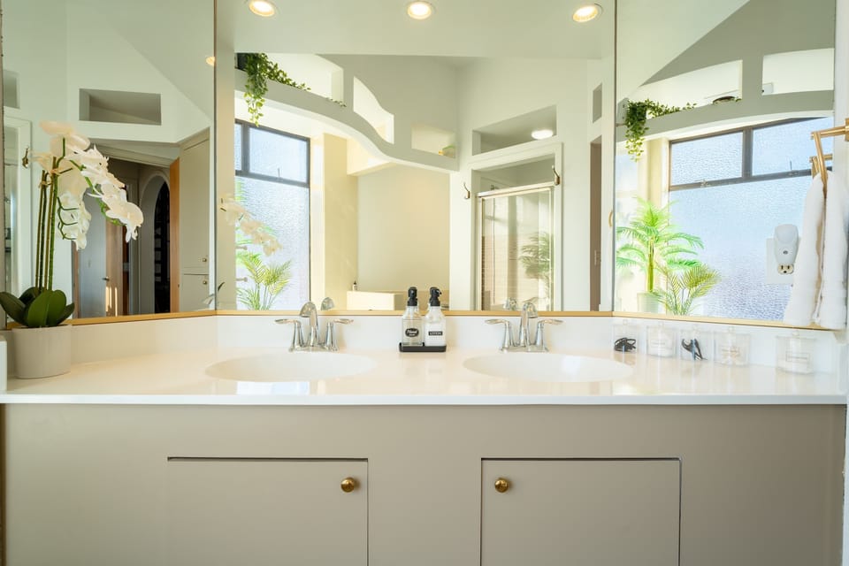 Plenty of space for your morning routine.