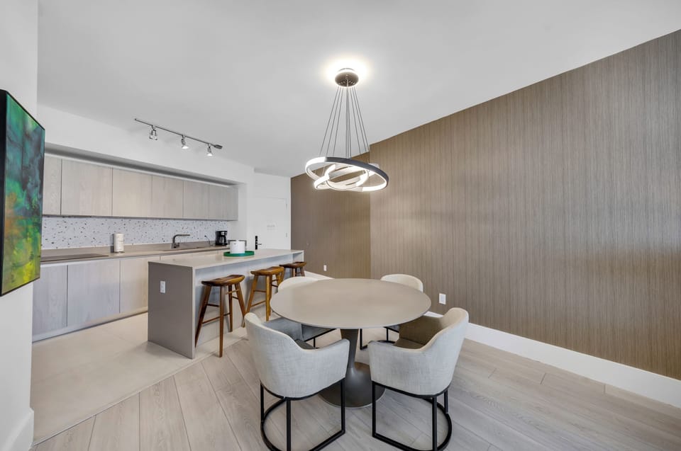 Kitchen and dining area