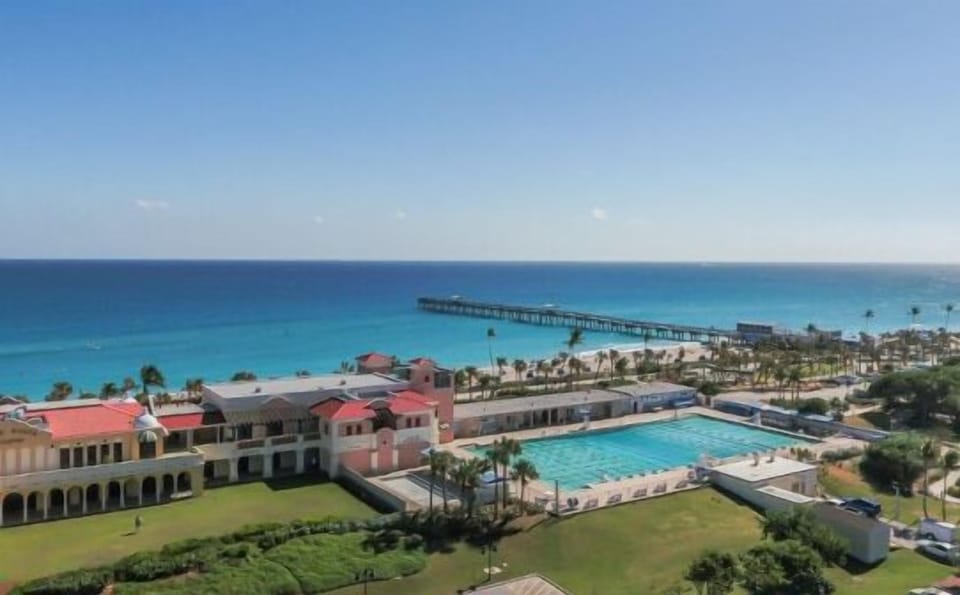 M Lake Worth Beach - Modern Apartment Near West Palm Beach (Apt 2)