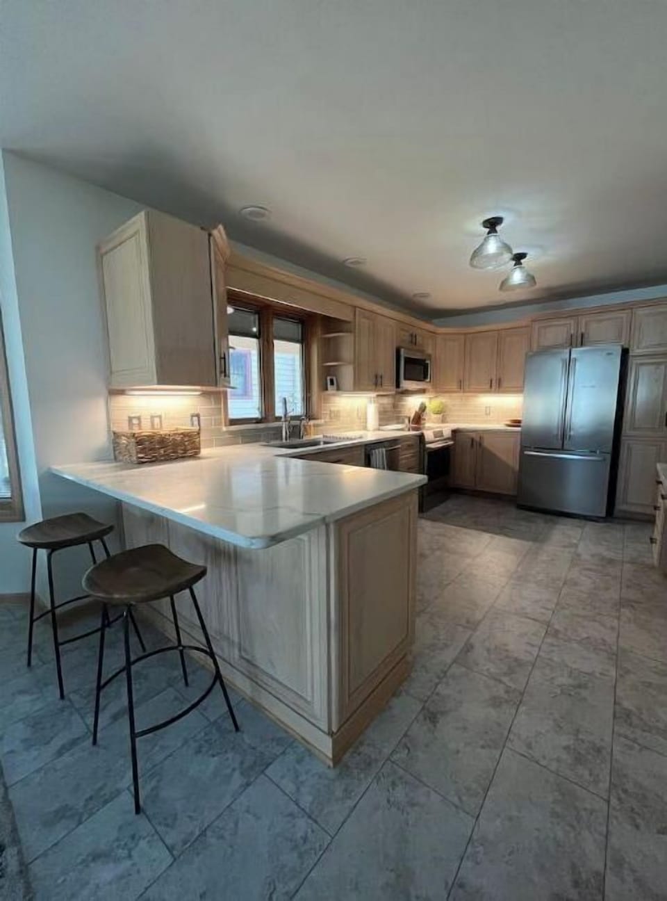Kitchen with Quartz counter tops. 