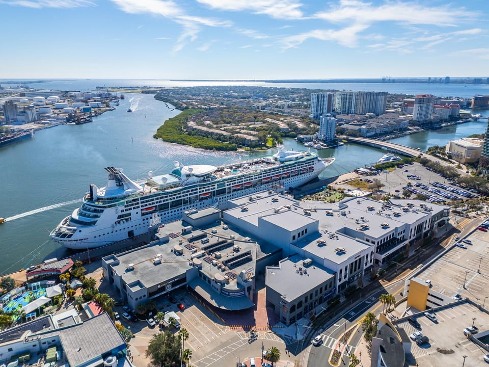 Cruise port walking distance away