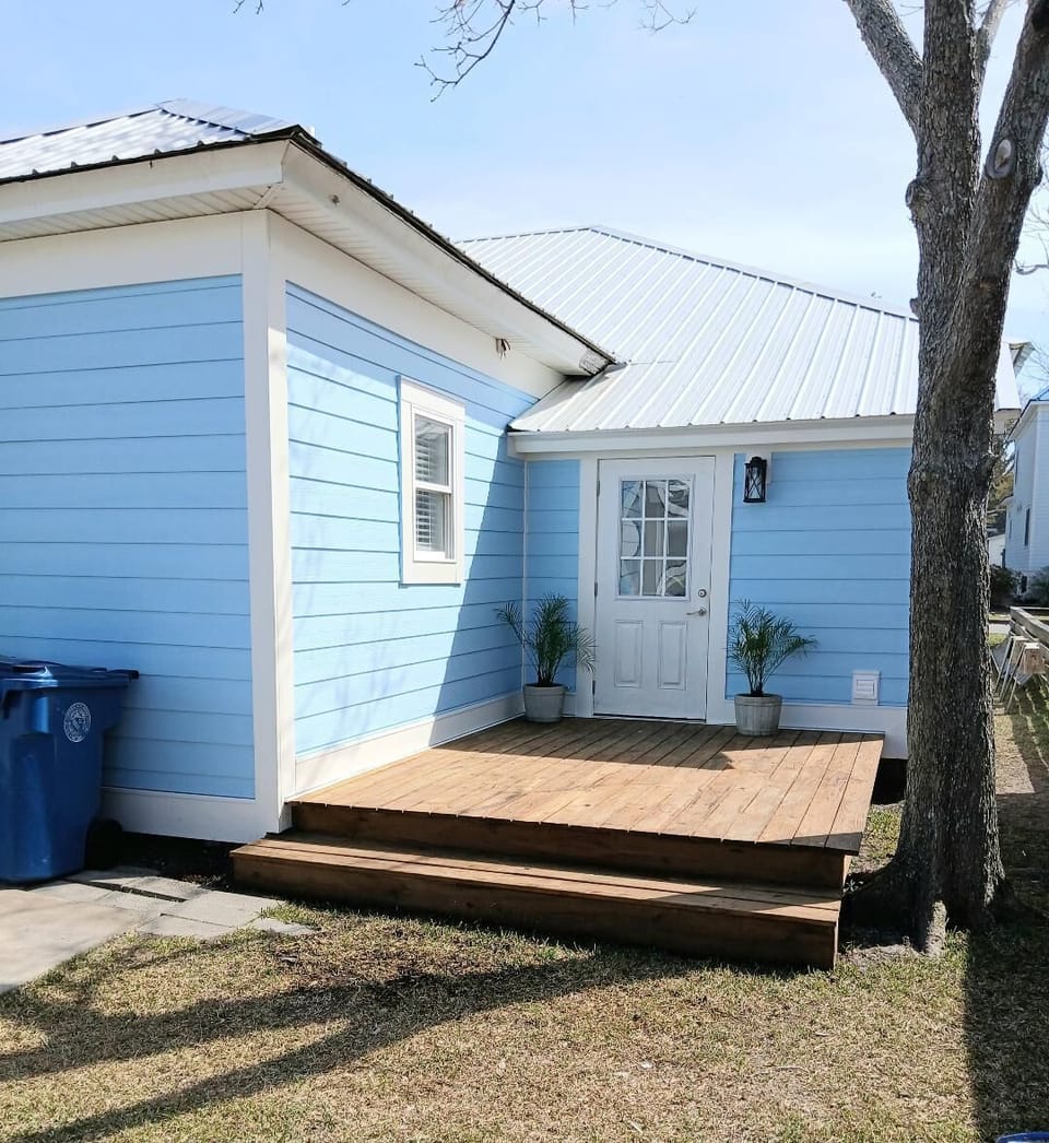 Rear deck
