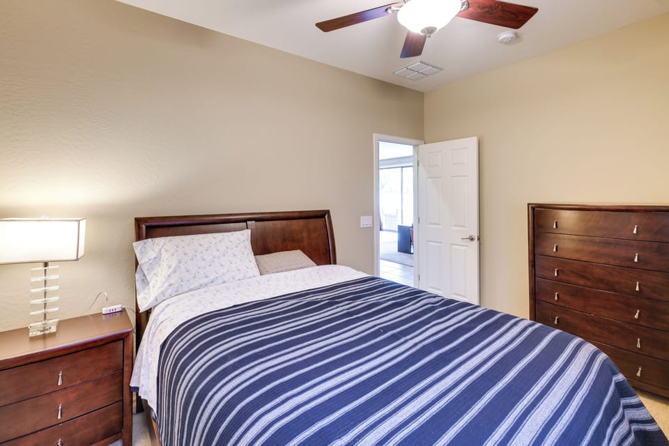 Bedroom 4 | Main Level | Queen Bed