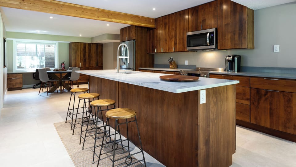 Kitchen Island - Dolomite Countertops