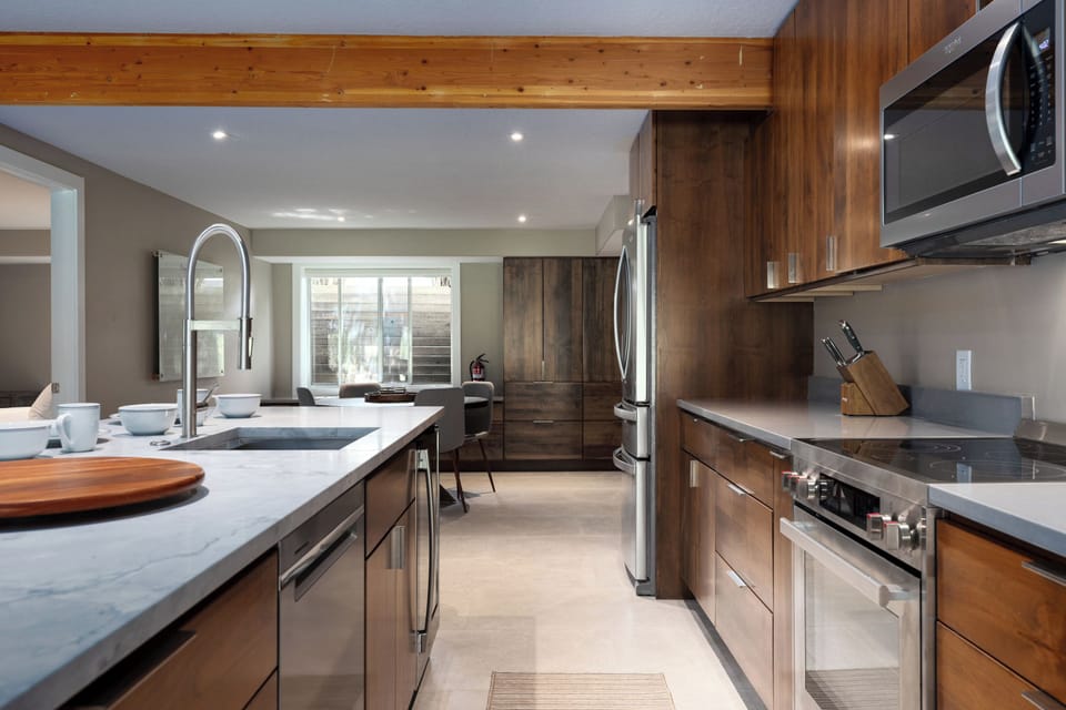 Kitchen - All new appliances 