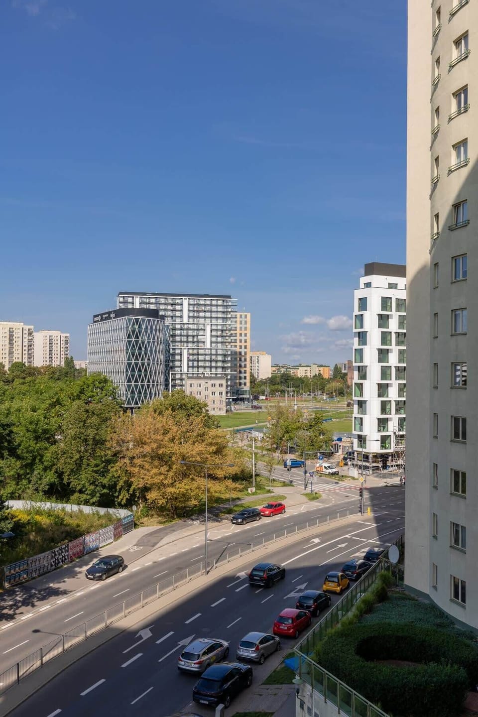 View from the apartment of the surrounding area. 