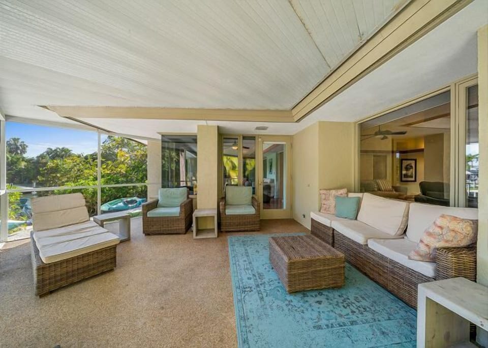 Outdoor lounge spot