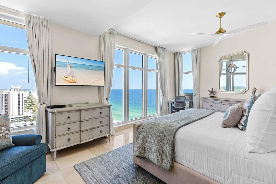 Primary Bedroom with Endless View