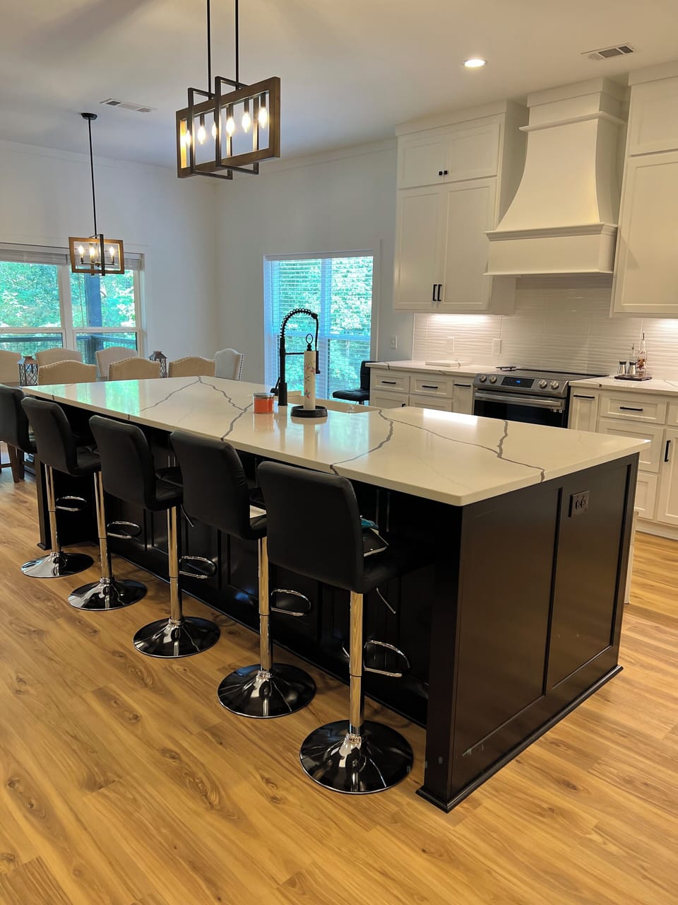 Large island in kitchen. 