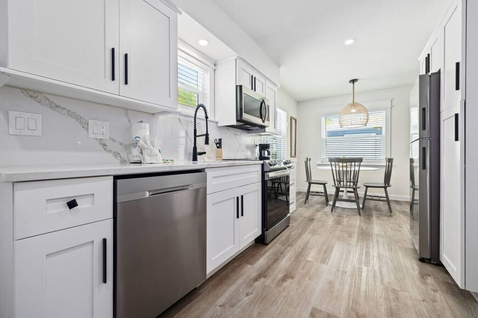 fully stocked kitchen