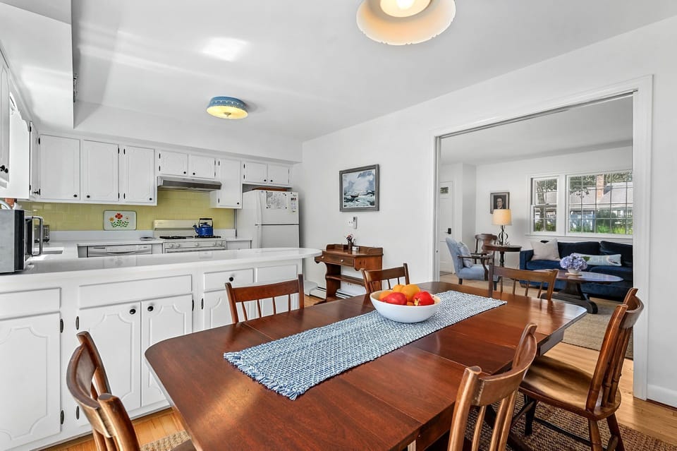 Keep the conversation going throughout the open floorplan - 94 Joshua Jethro Road Chatham Cape Cod - Cape Escape - NEVR