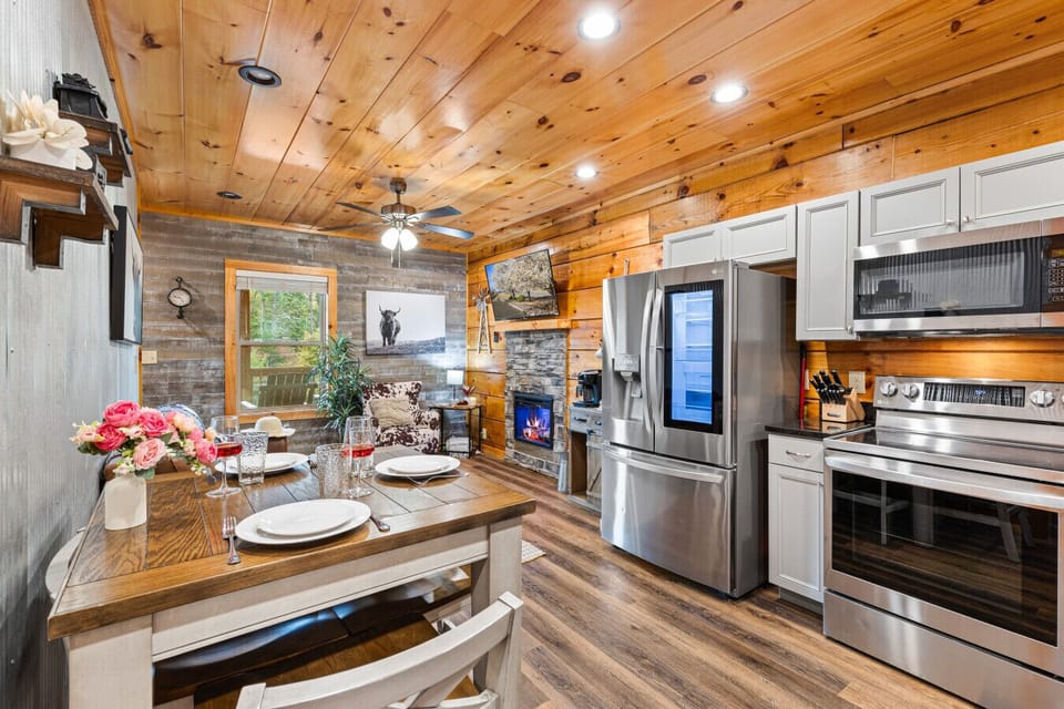 Cook your favorite meals in the fully stocked kitchen.