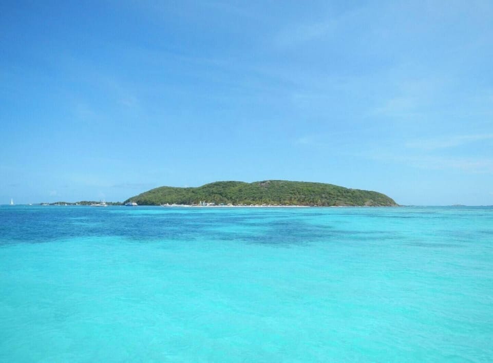 Palomino Island (Boat rental 5 minutes walking distance from villa)