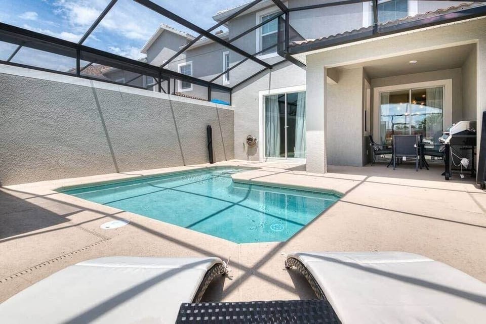 private pool