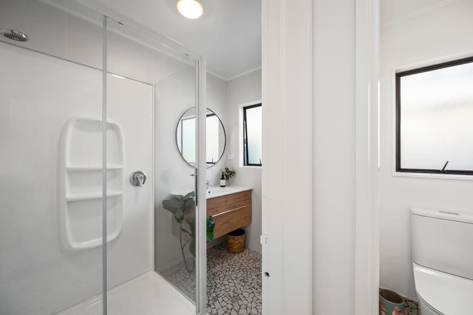 Main bathroom